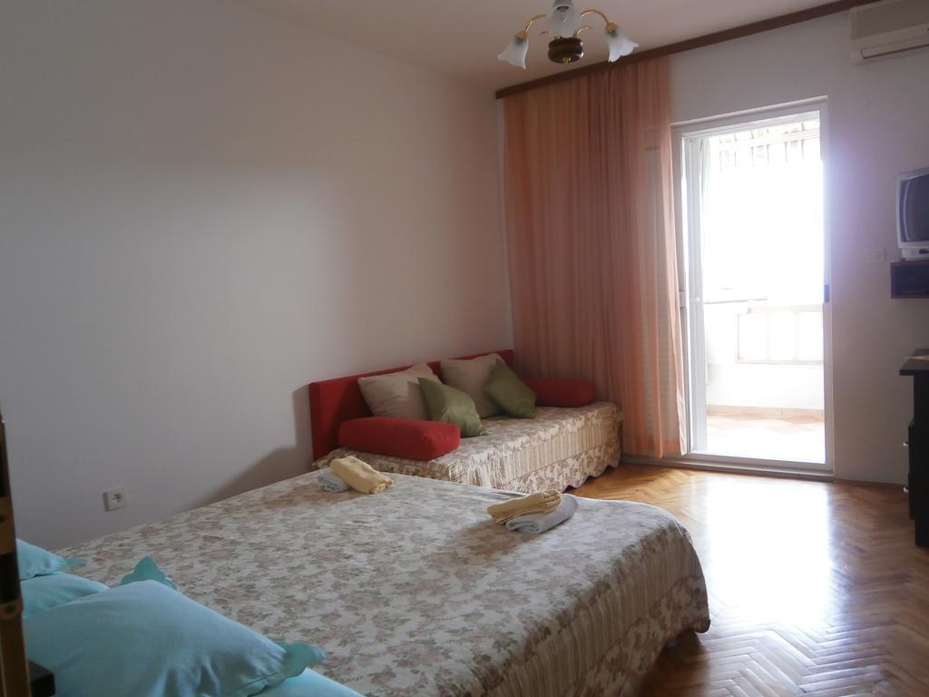 Apartmani Smiljana Makarska Esterno foto